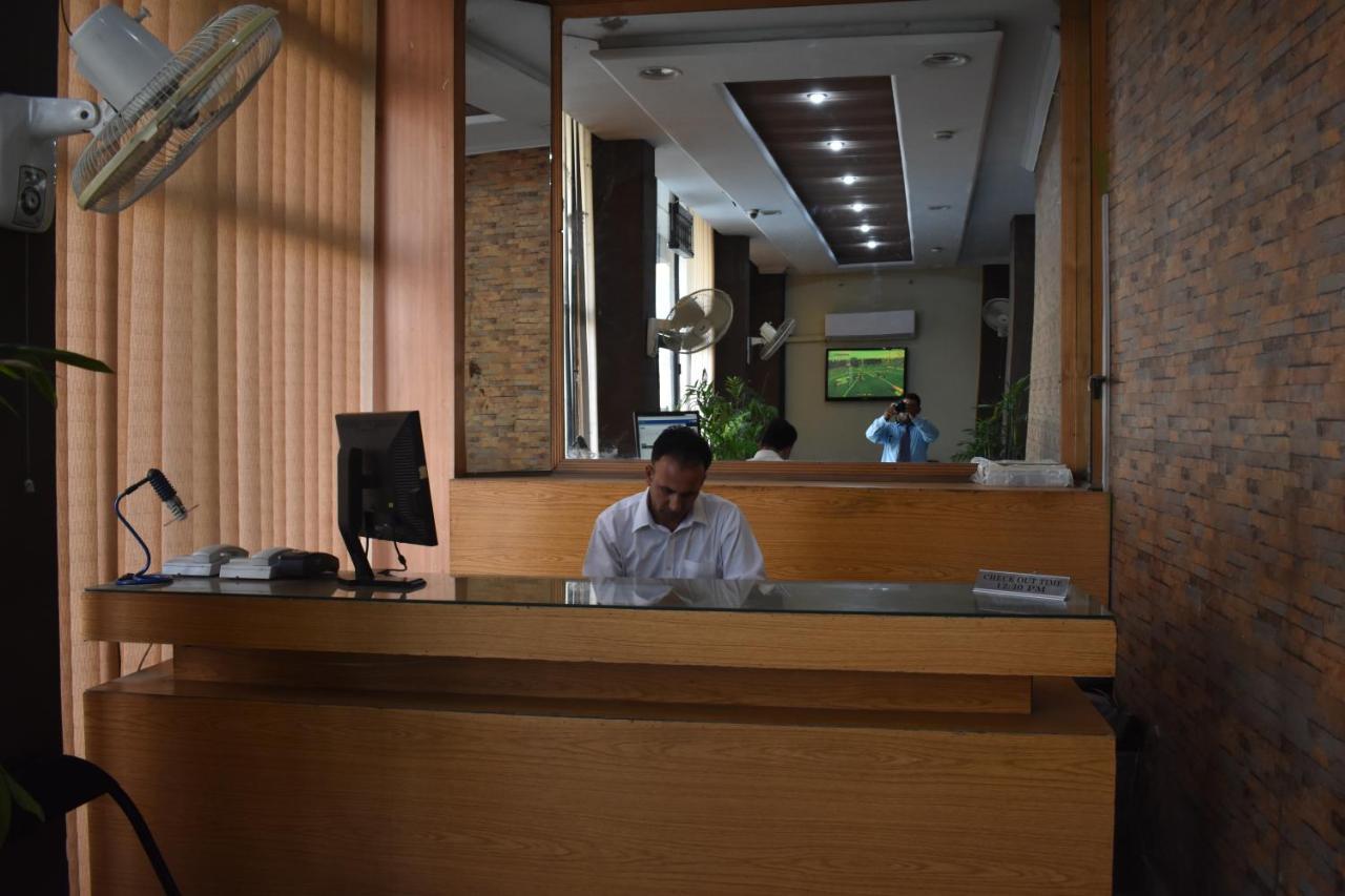 Hotel Avanti Rawalpindi Zewnętrze zdjęcie